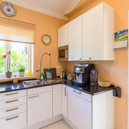 Traumhaft Schoene Mit Pool Und Meerblick Albufeira