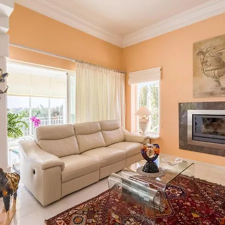 Traumhaft Schoene Mit Pool Und Meerblick Casa vacanze Albufeira