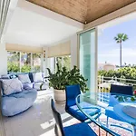 Traumhaft Schoene Mit Pool Und Meerblick Сasa de vacaciones *