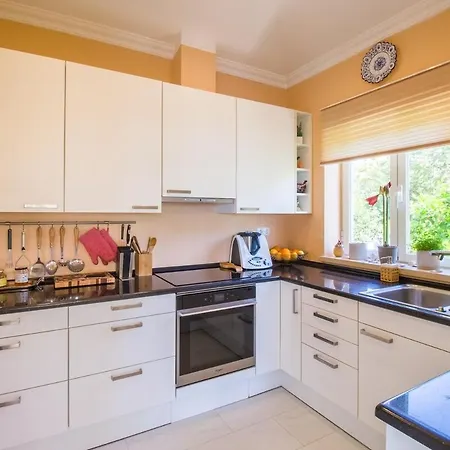 Vakantiehuis Traumhaft Schoene Mit Pool Und Meerblick